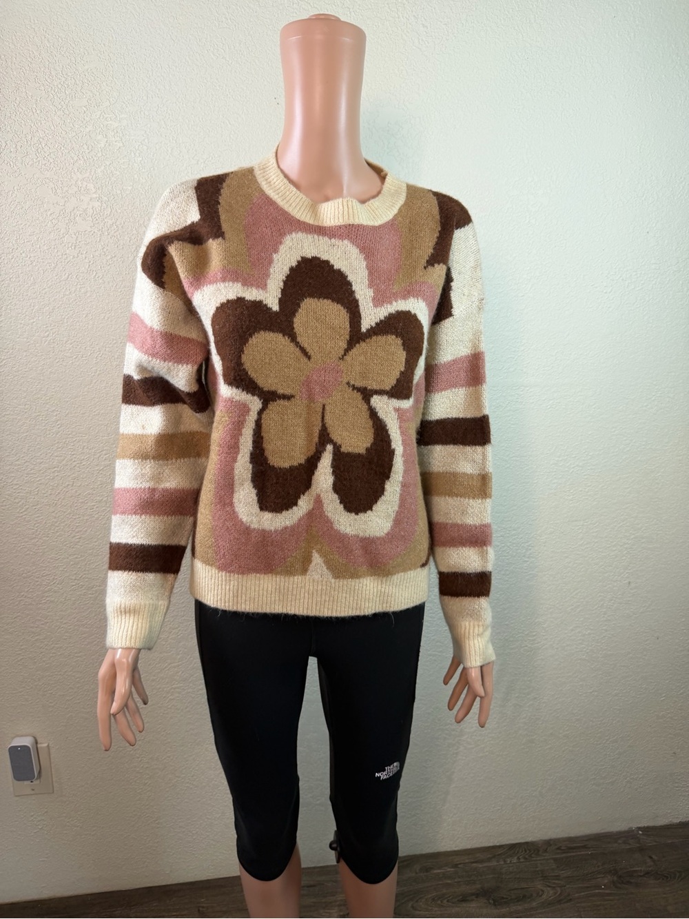 Altar'd State Floral Knit Pullover Sweater Mocha Multi Crew Neck Long Sleeve Lg - Picture 2 of 13